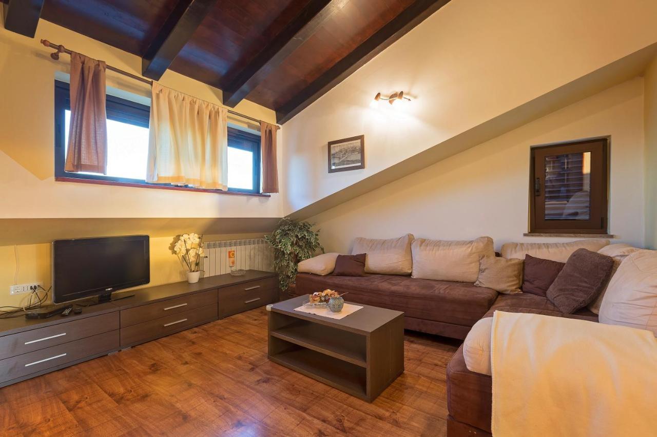 Apartmani Gilda Vrsar Buitenkant foto