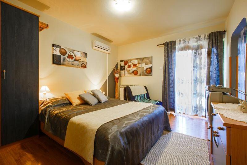 Apartmani Gilda Vrsar Buitenkant foto