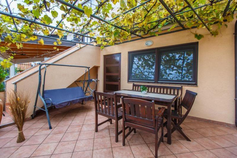 Apartmani Gilda Vrsar Buitenkant foto