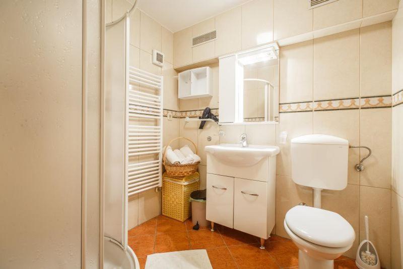 Apartmani Gilda Vrsar Buitenkant foto