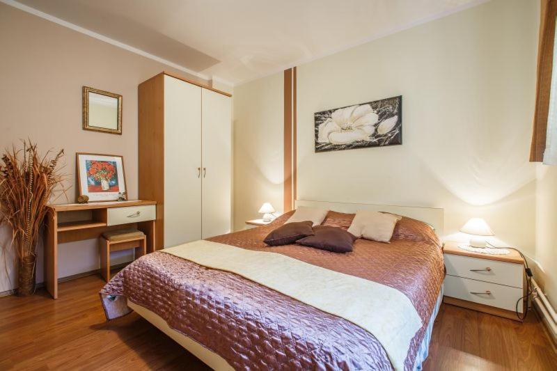 Apartmani Gilda Vrsar Buitenkant foto